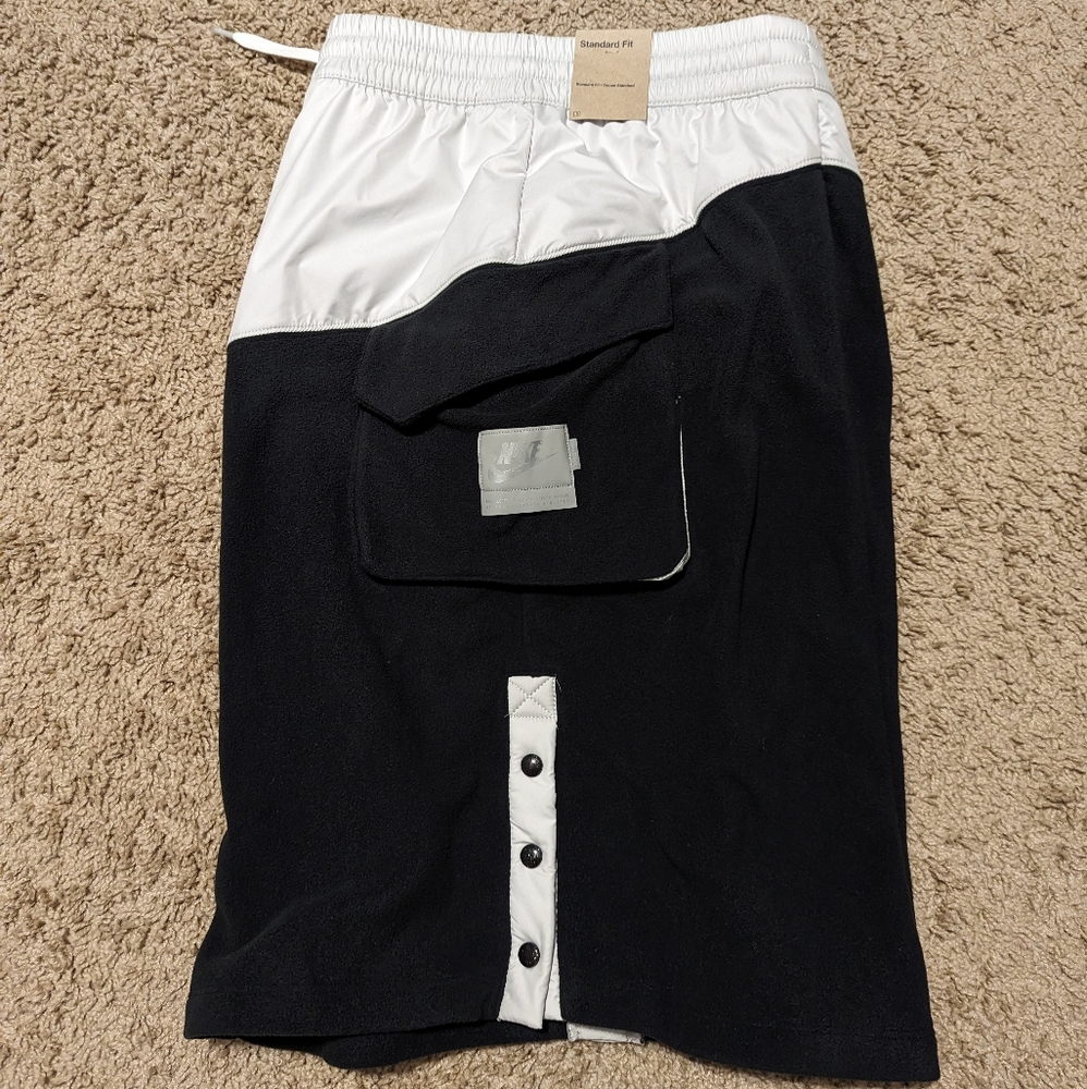 NIKE SPORTSWEAR LONG FLEECE CARGO SKIRT